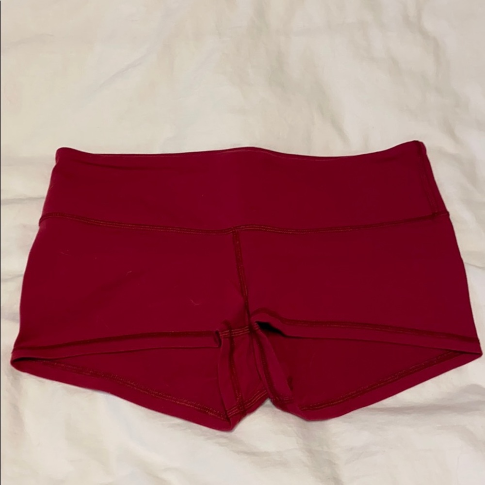 Lululemon size 6 spandex shorts